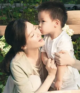 The Boy Mom